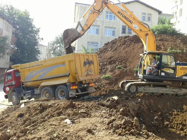 Yaylalar Hafriyat iş makinesi